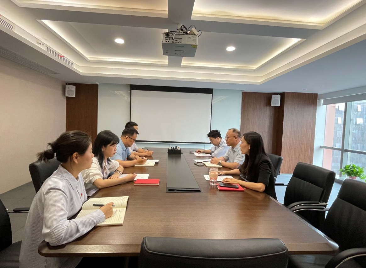 股權(quán)管理部黨支部開展深入貫徹中央八項規(guī)定精神學(xué)習(xí)教育專題黨課